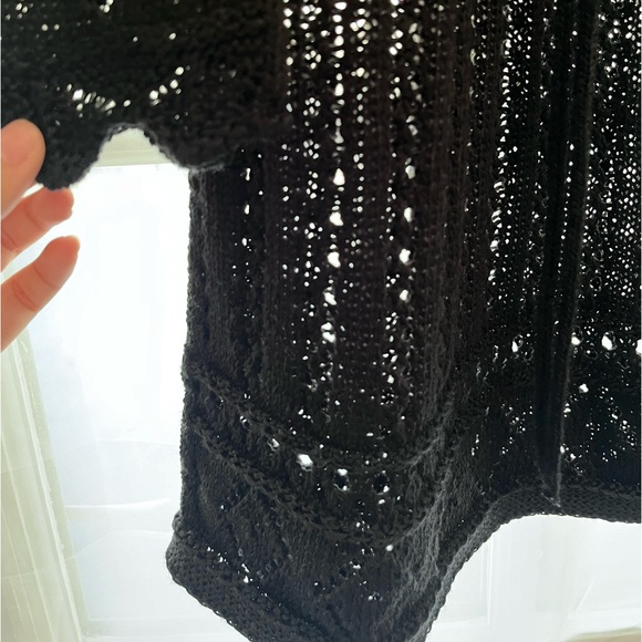Black knit cover-up - Picture 3 of 4